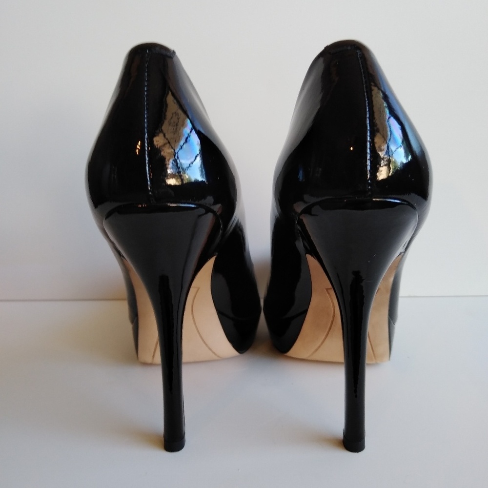 Joan and David patent leather black pumps